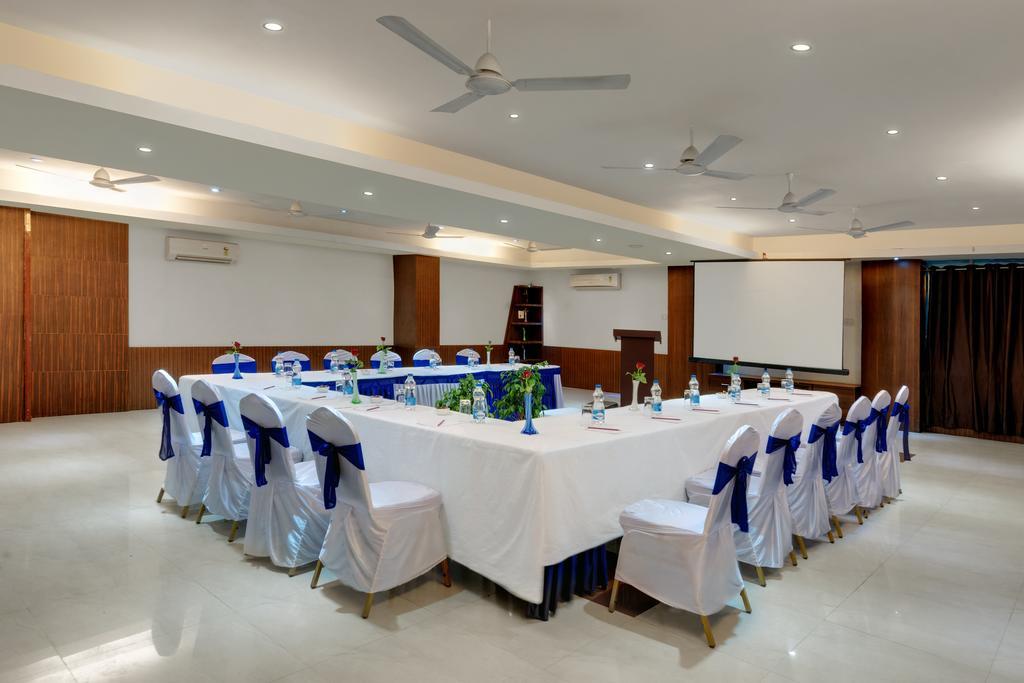 Hotel Balaji Central Ratlām Eksteriør billede