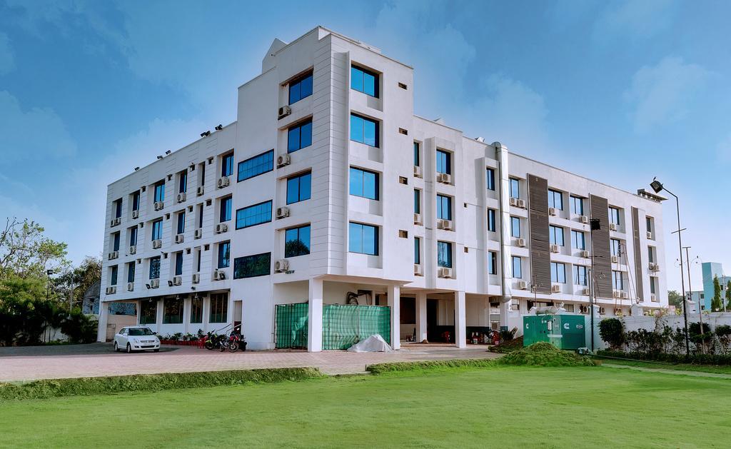 Hotel Balaji Central Ratlām Eksteriør billede