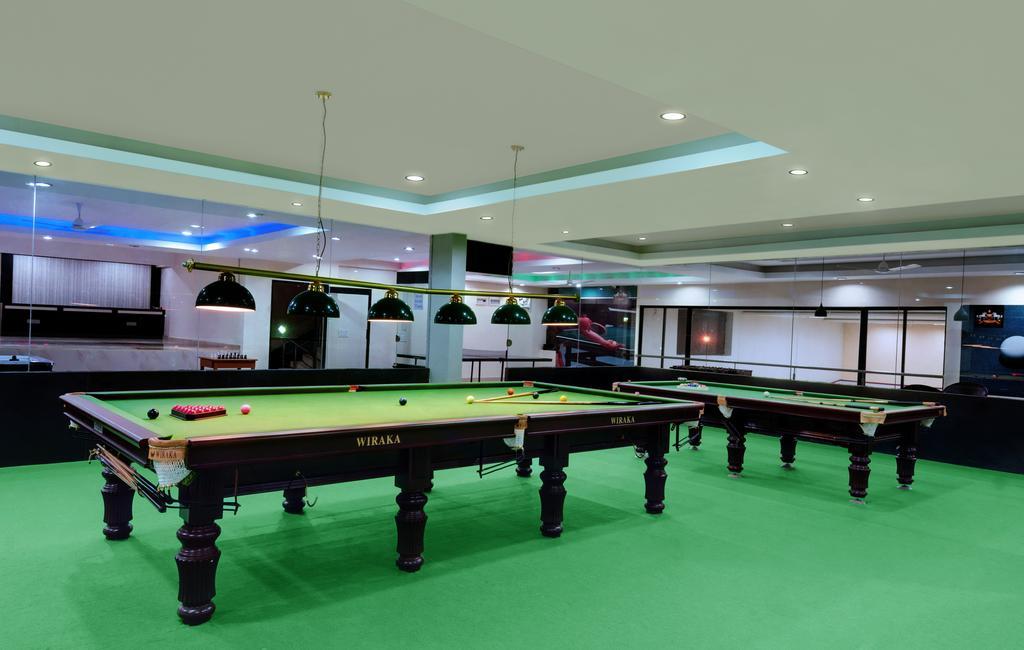 Hotel Balaji Central Ratlām Eksteriør billede